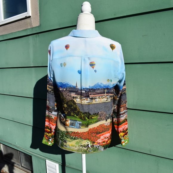 Alice + Olivia | "Willa Silk Eiffel Tower Blouse" Emily in Paris - Picture 8 of 15